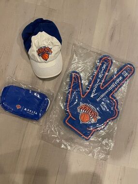 New York Knicks Adidas cap (pre-owned) Brunson foam hand and fanny pack (new).